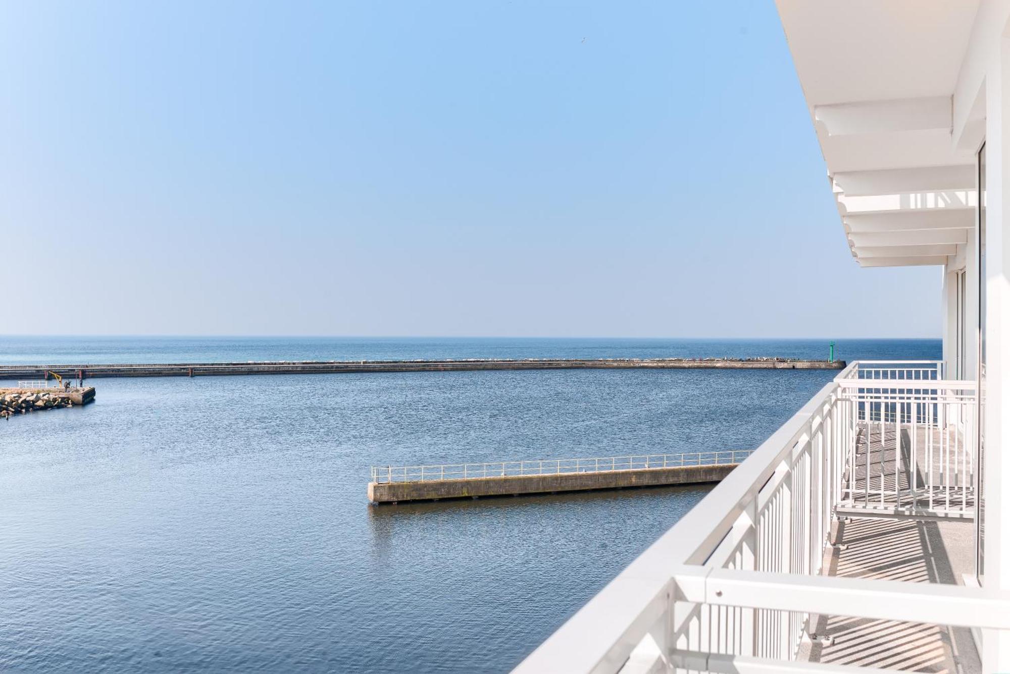 Sea Collection By Marina Royale Aparthotel Ujście-Darłowskie Exteriör bild
