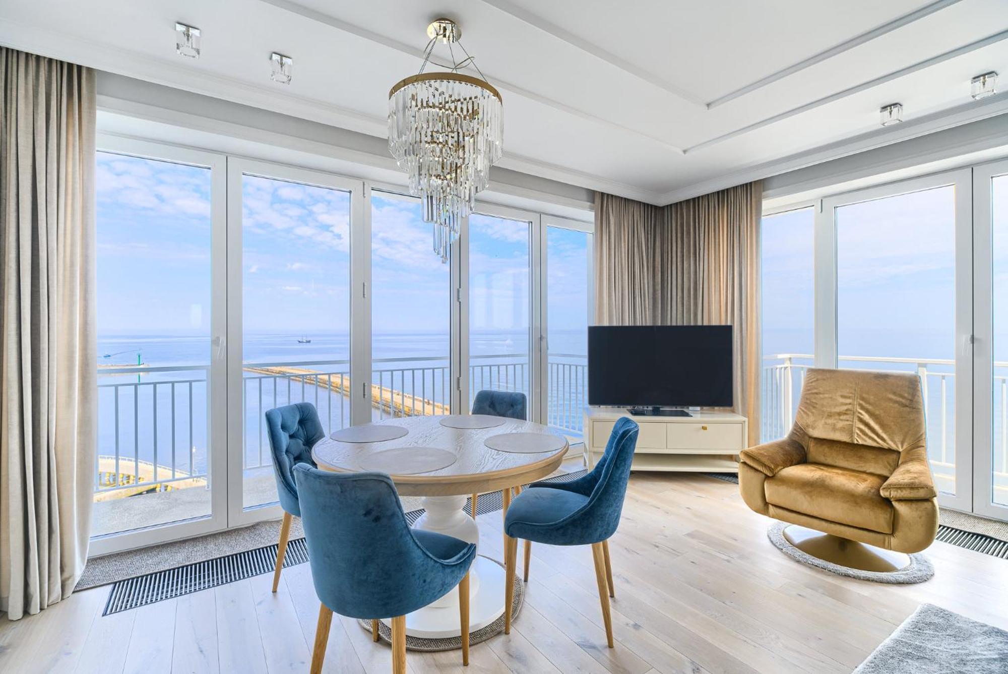 Sea Collection By Marina Royale Aparthotel Ujście-Darłowskie Exteriör bild